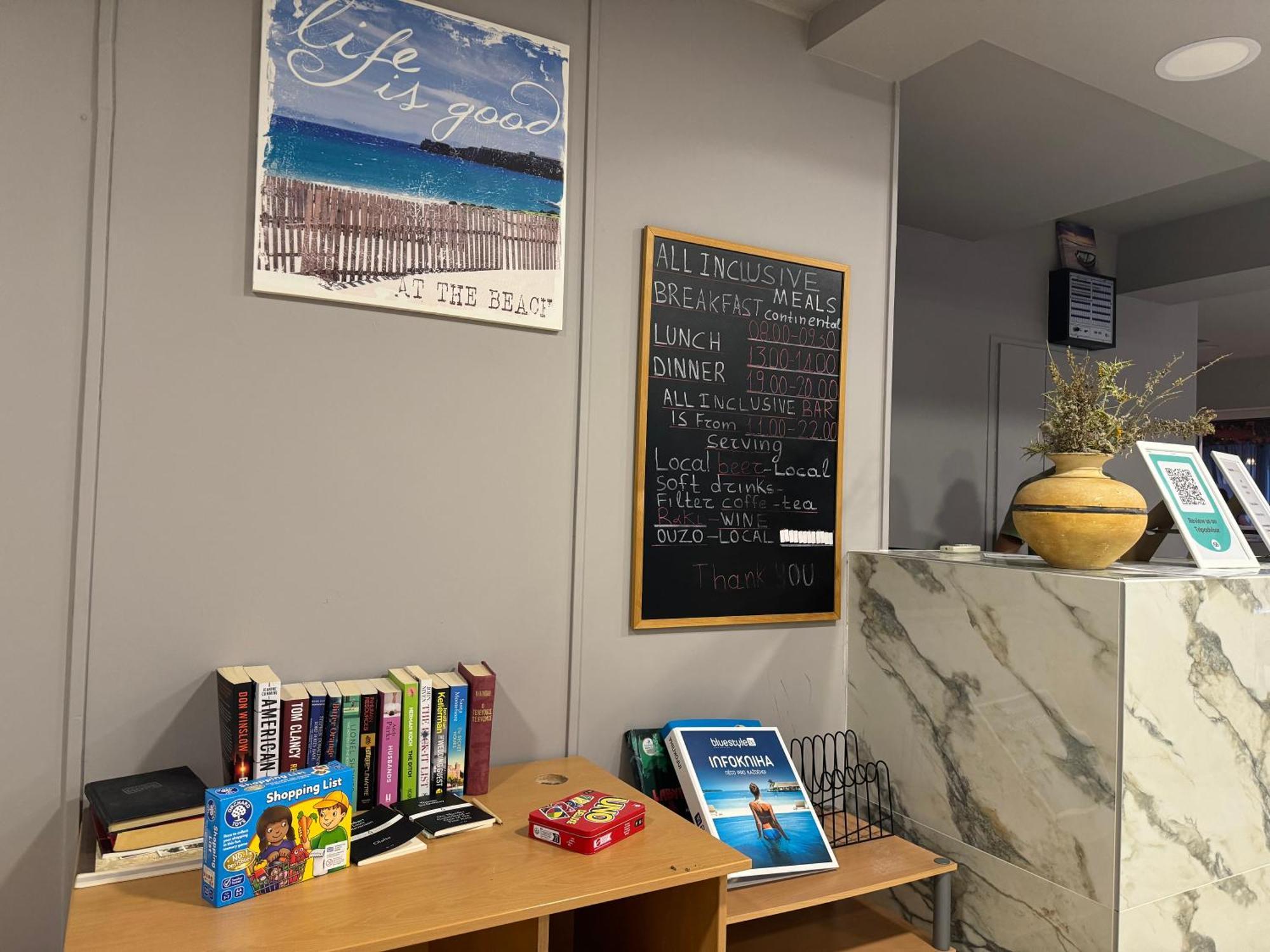 Simple Hotel Hersonissos Sun Ngoại thất bức ảnh