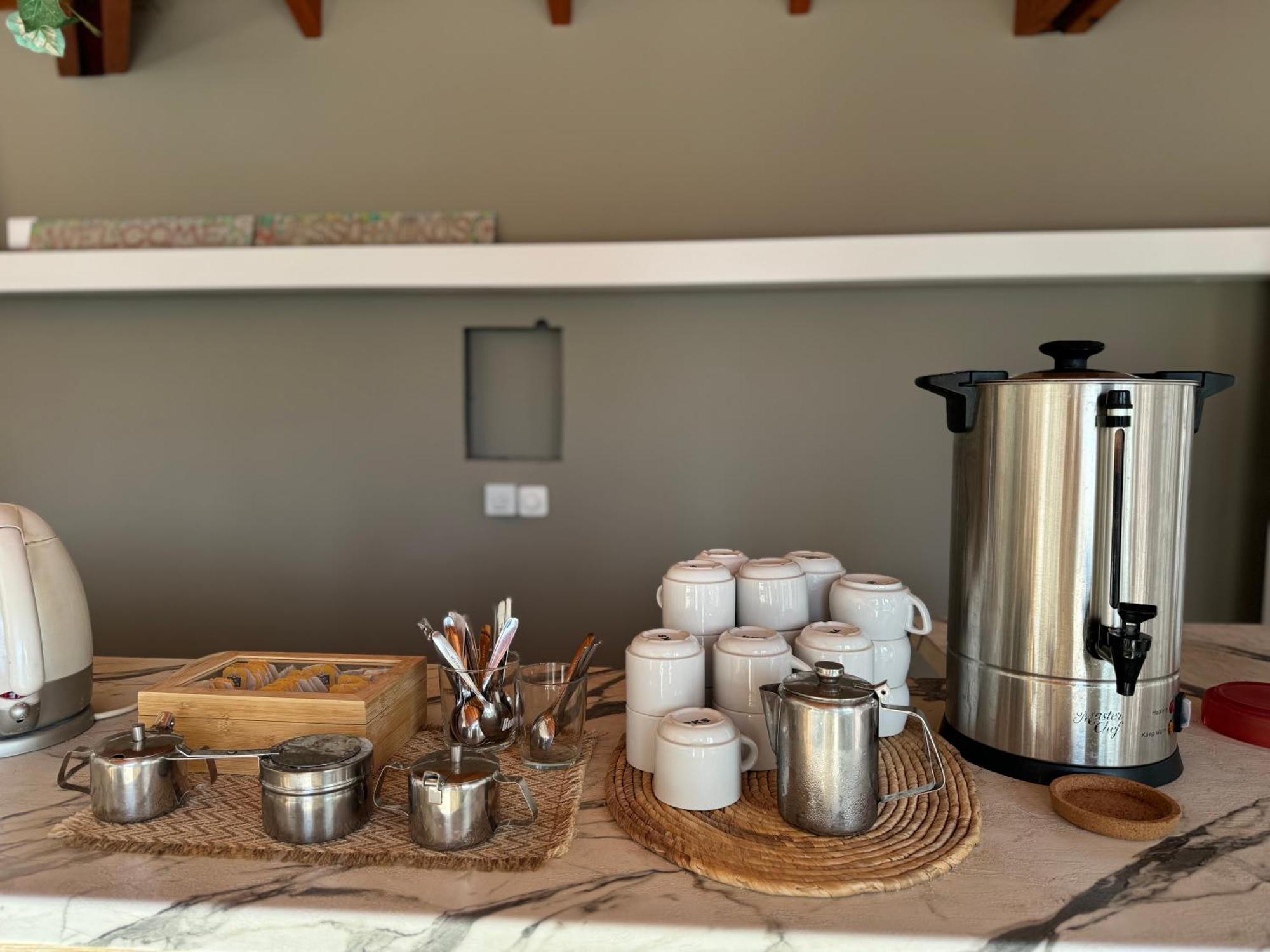 Simple Hotel Hersonissos Sun Ngoại thất bức ảnh